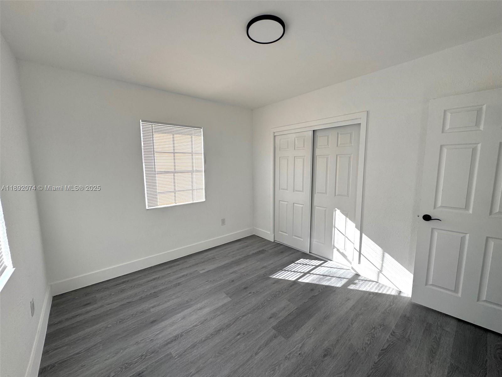 BROADMOOR MANOR - Residential