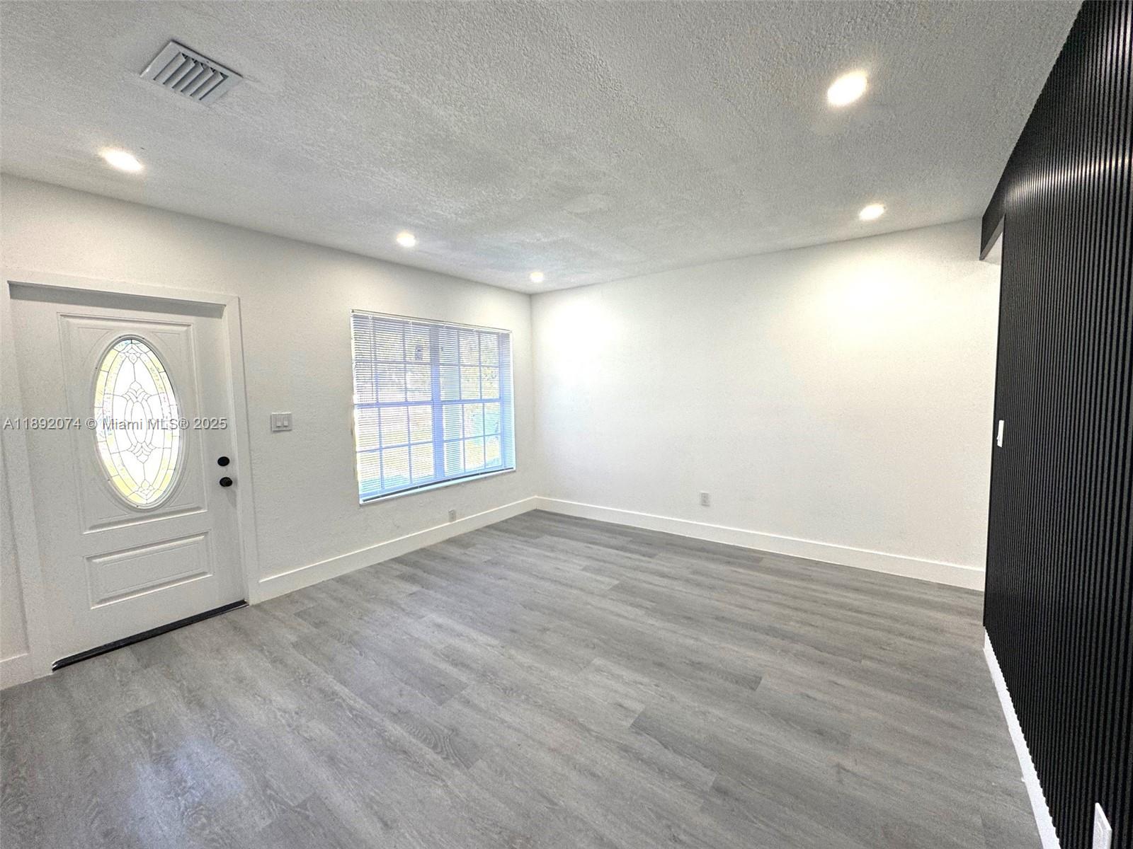 BROADMOOR MANOR - Residential