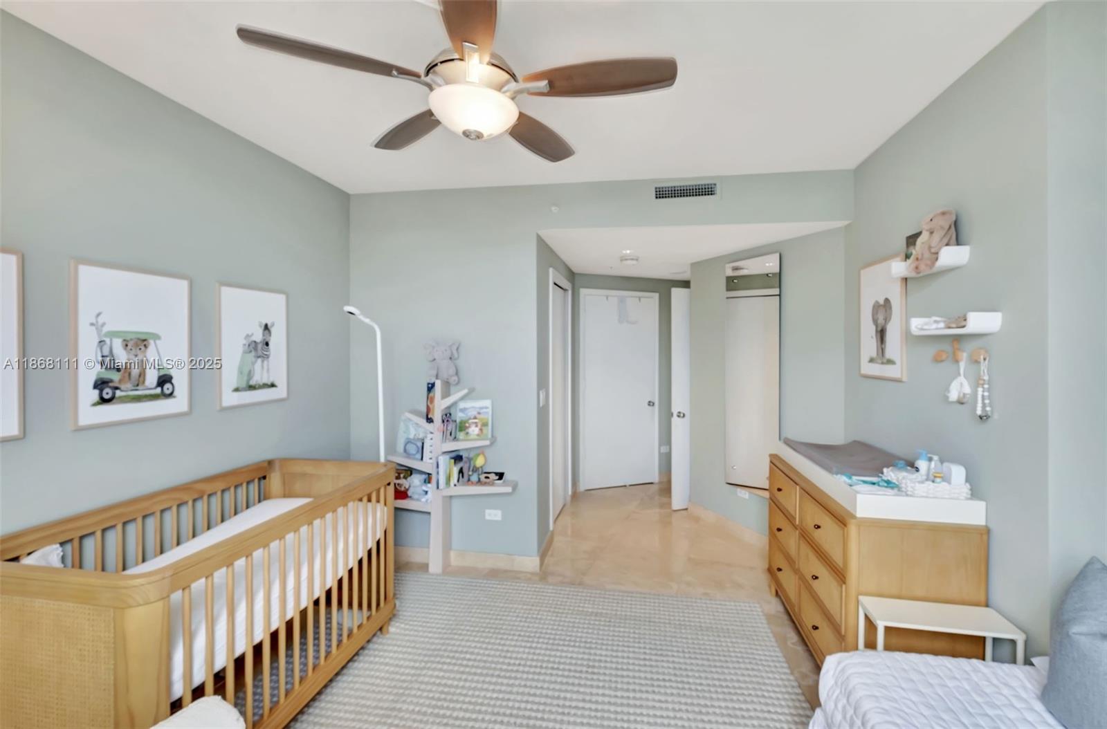 THREE TEQUESTA POINT COND - Residential