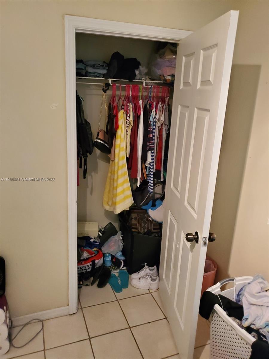 BURDINES HABITAT - Residential