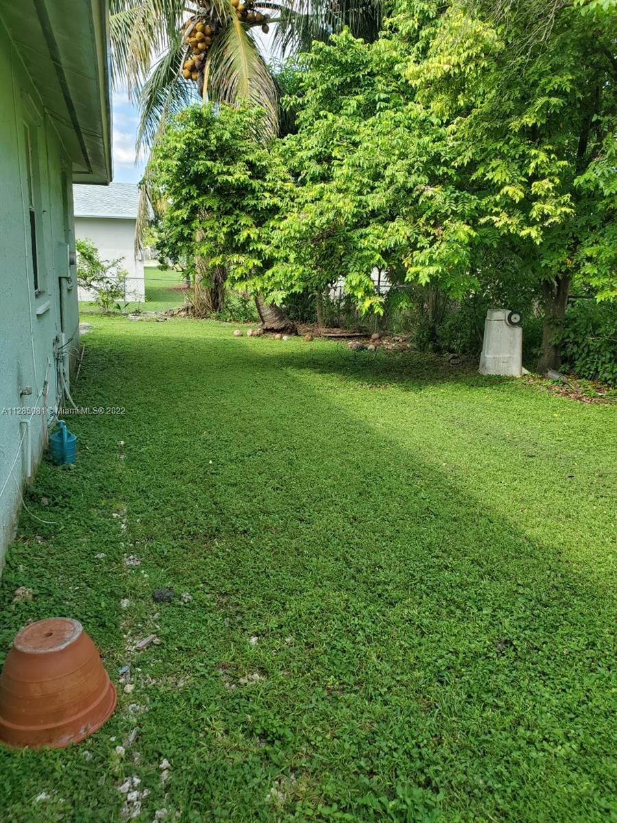 BURDINES HABITAT - Residential