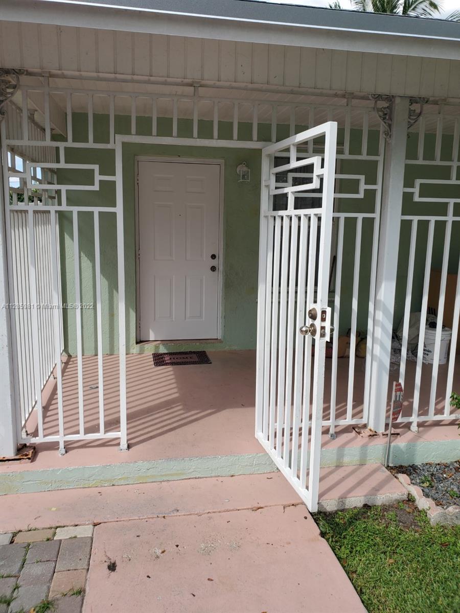 BURDINES HABITAT - Residential