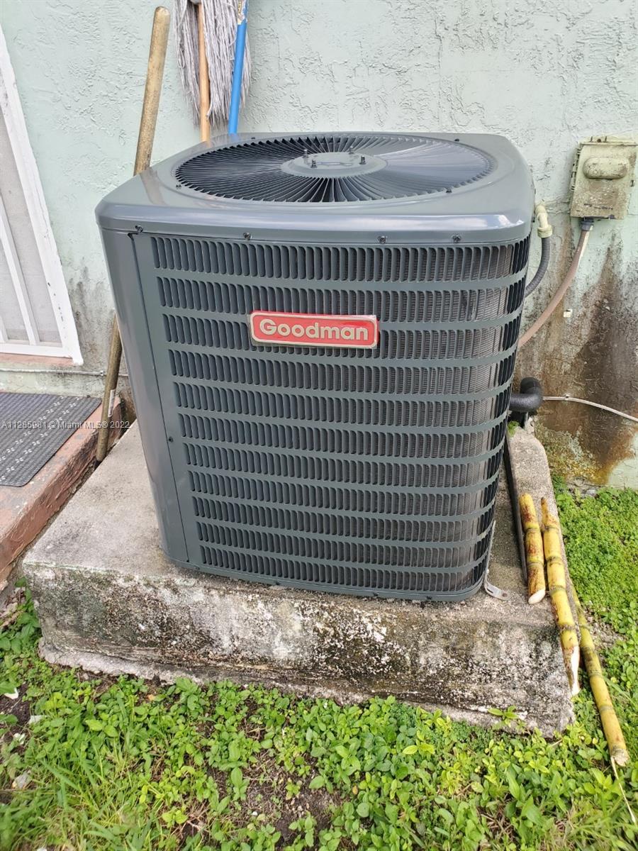 BURDINES HABITAT - Residential