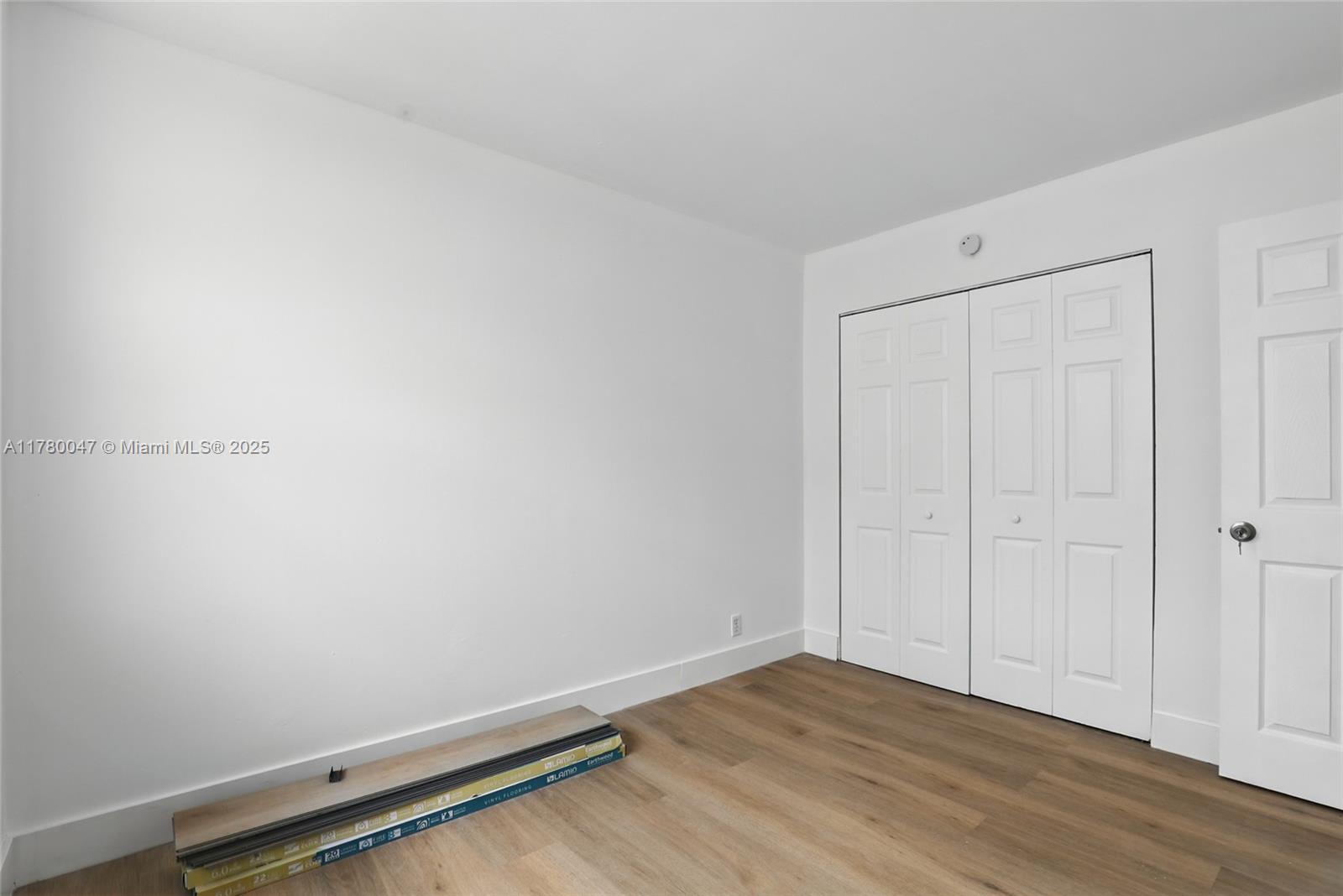 LAKESHORE AT UNIVERSITY P - Residential Lease