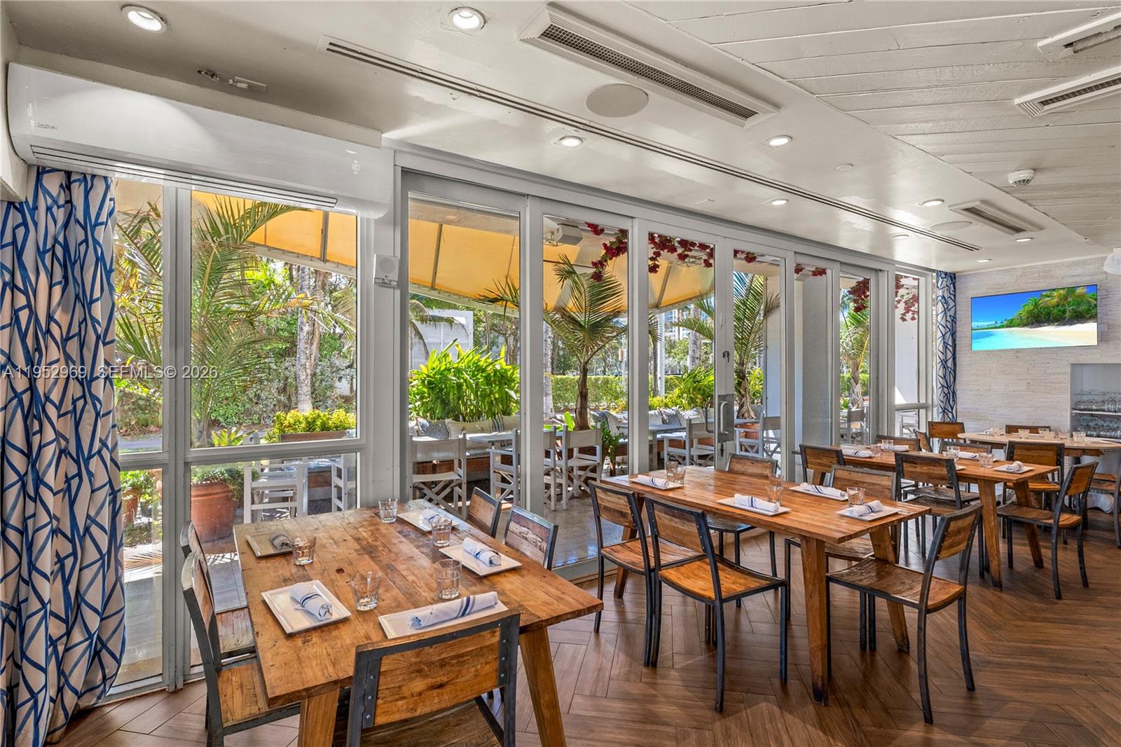 BENTLEY BEACH CONDO - Residential