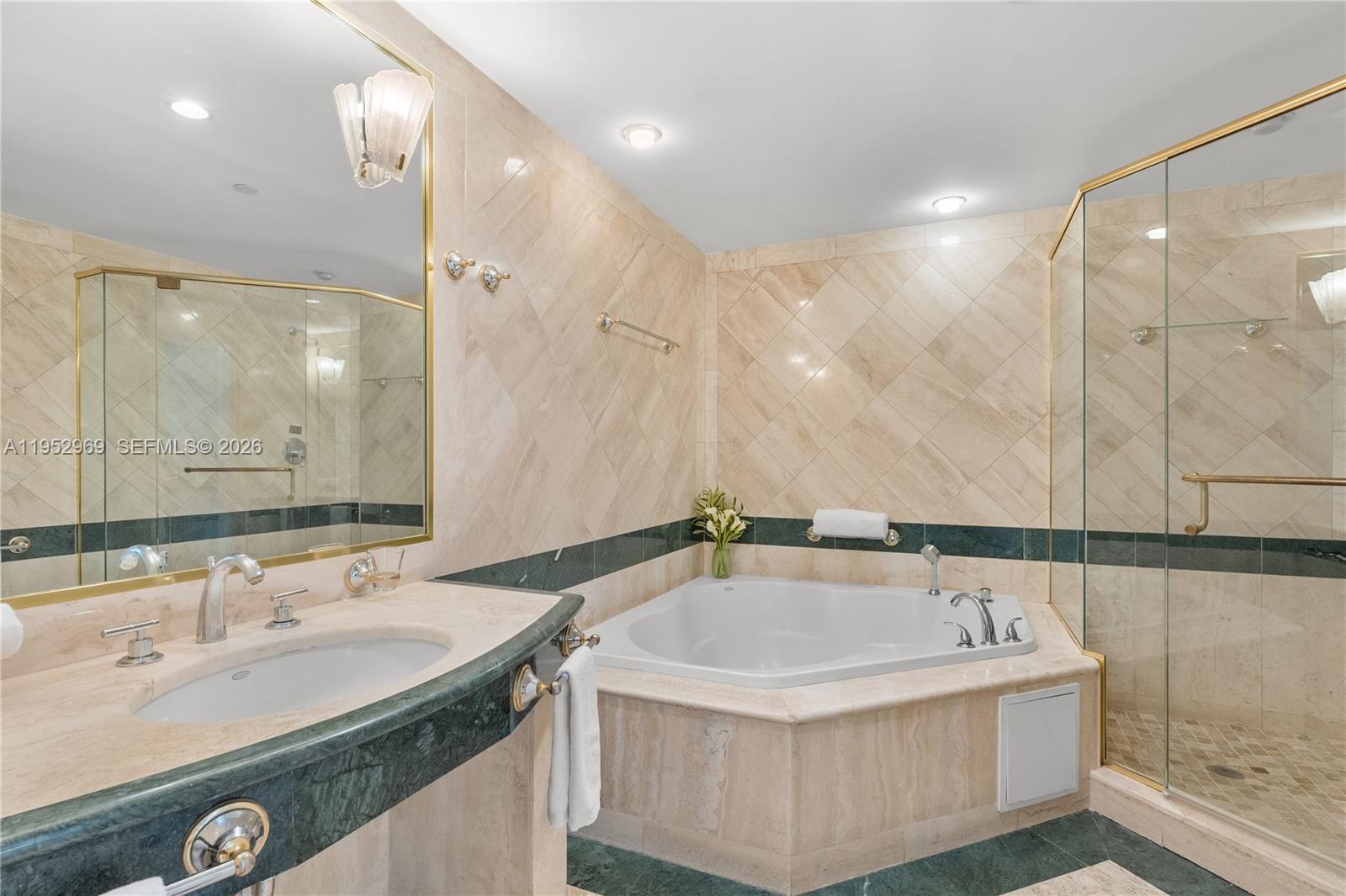 BENTLEY BEACH CONDO - Residential