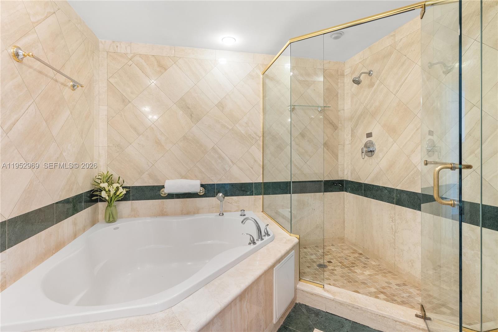 BENTLEY BEACH CONDO - Residential