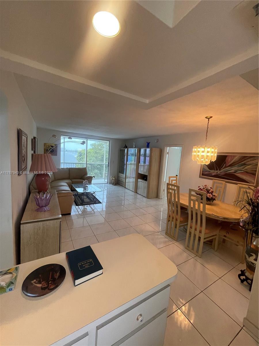 POINT EAST SEC III CONDO - Residential