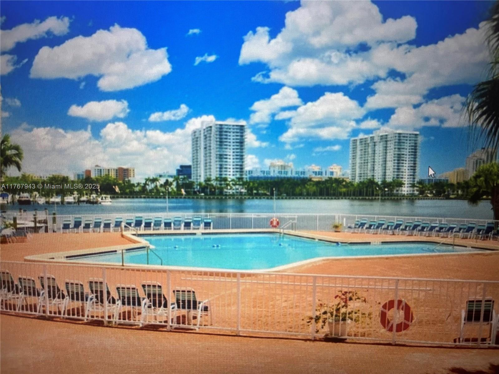 POINT EAST SEC III CONDO - Residential