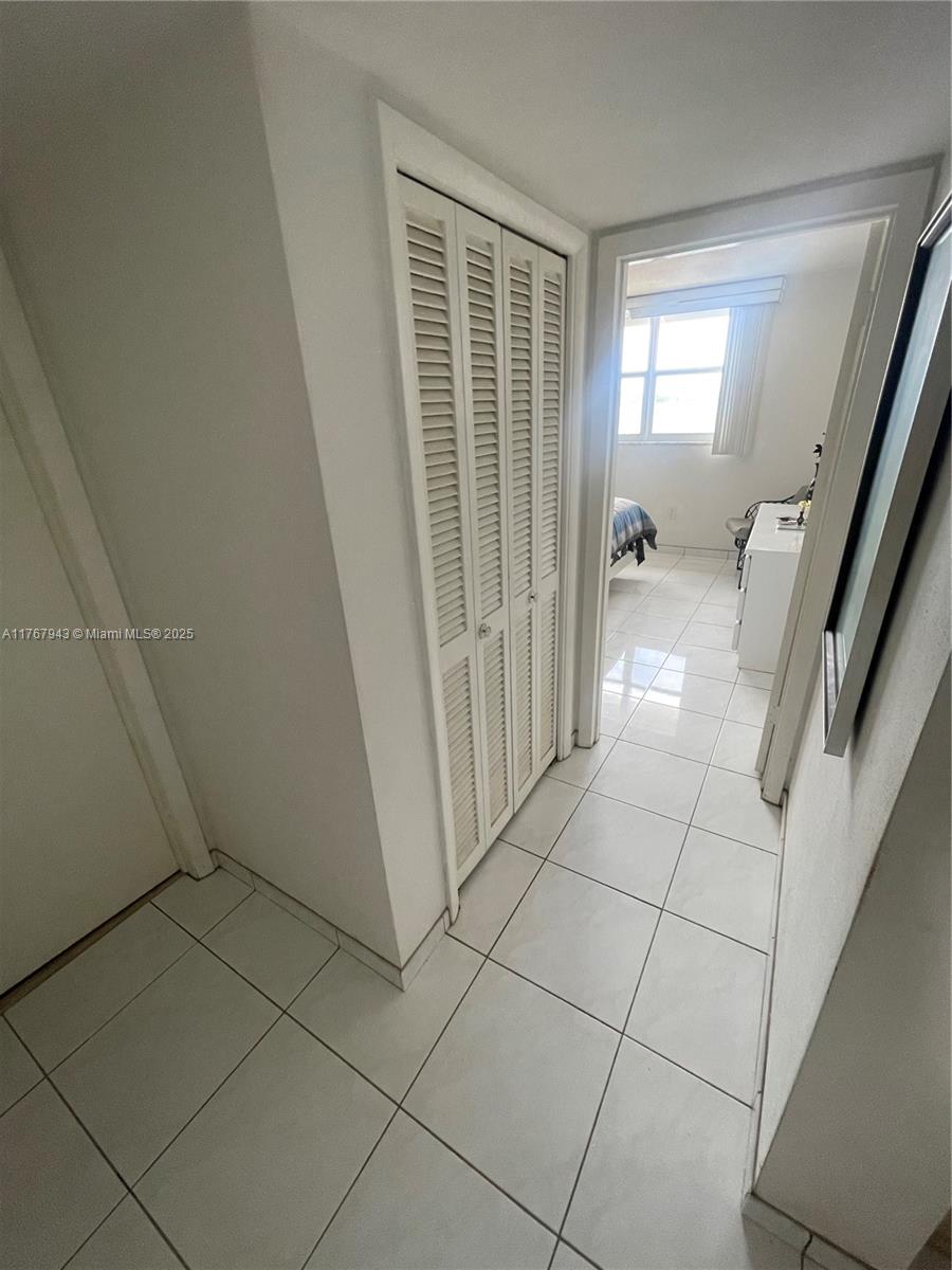 POINT EAST SEC III CONDO - Residential