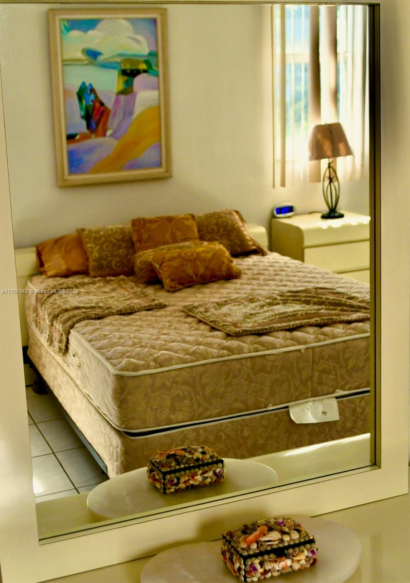 POINT EAST SEC III CONDO - Residential