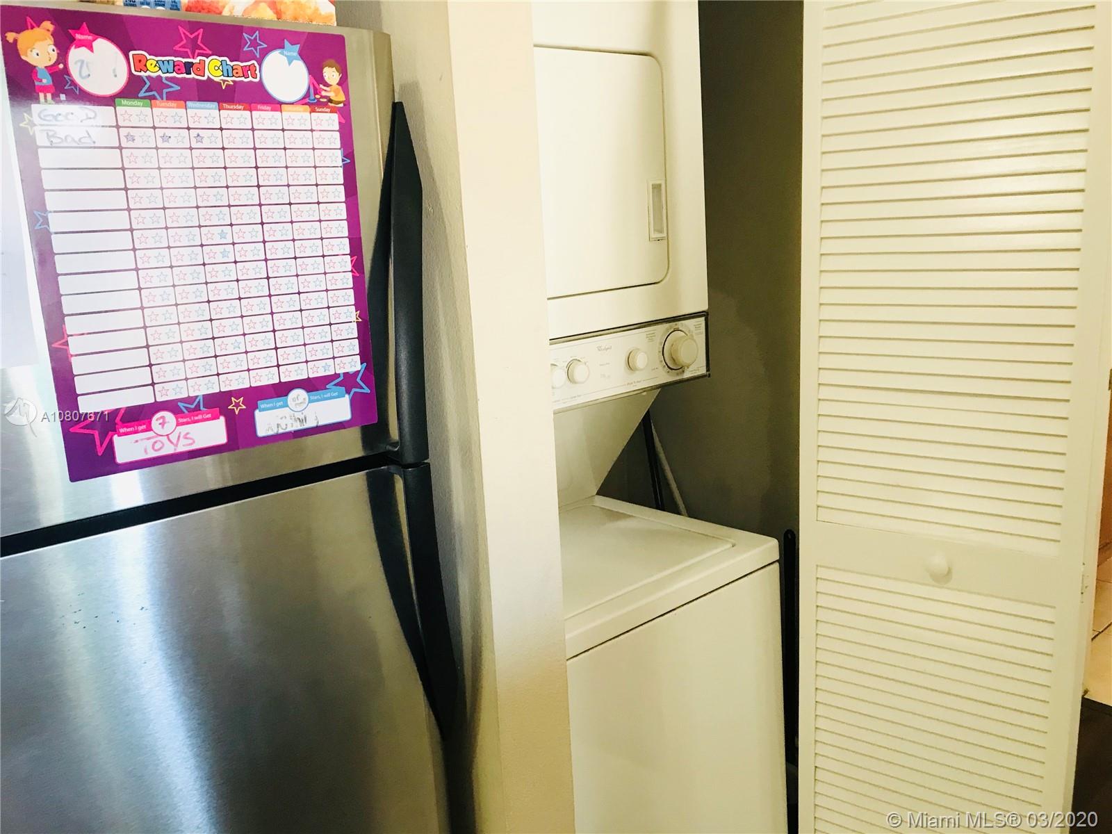 ROYAL PALM PLACE - Residential