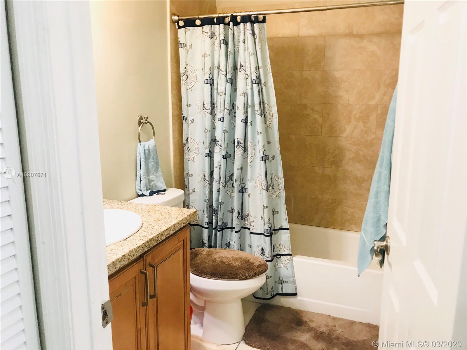 ROYAL PALM PLACE - Residential