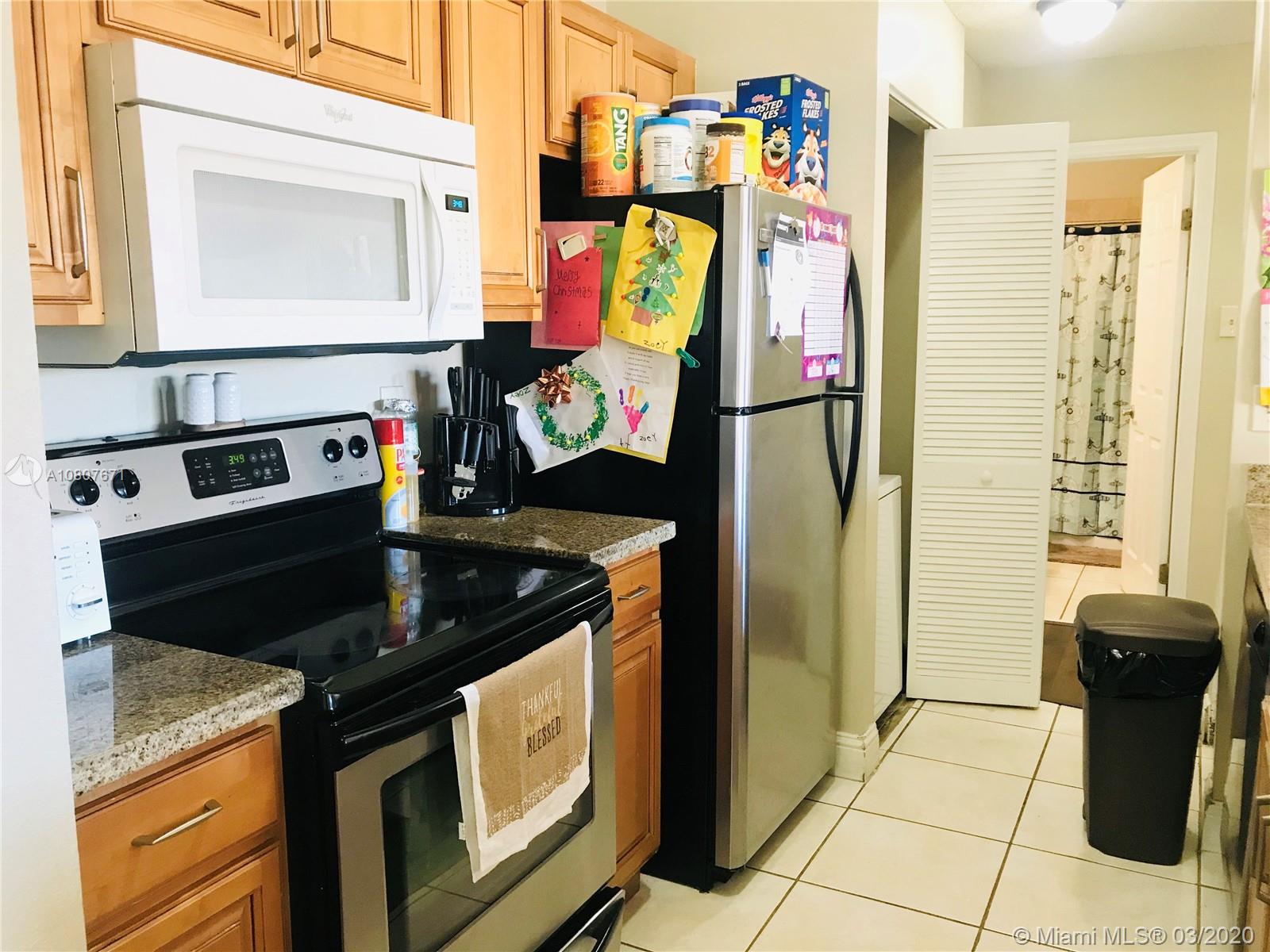 ROYAL PALM PLACE - Residential