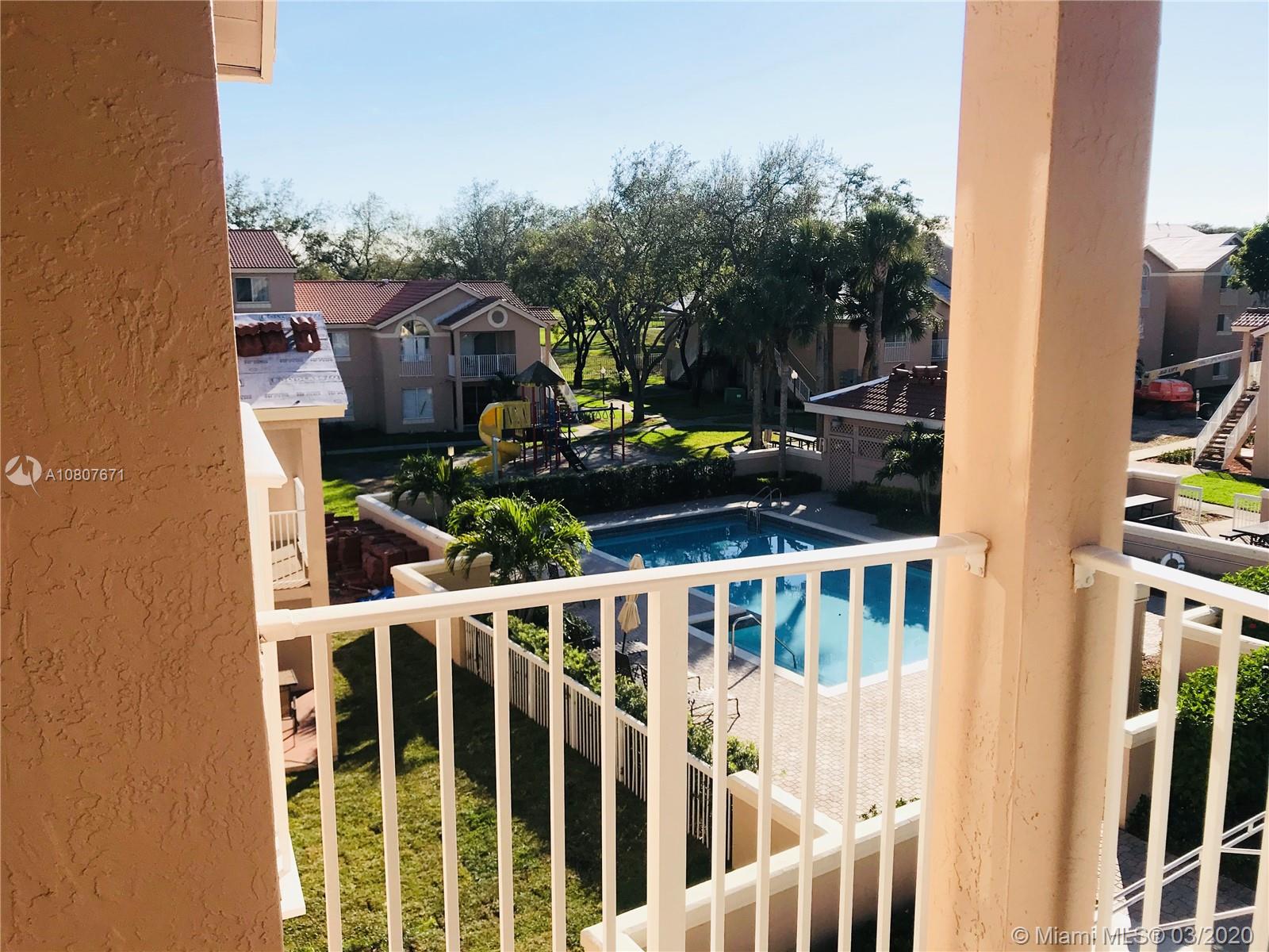 ROYAL PALM PLACE - Residential