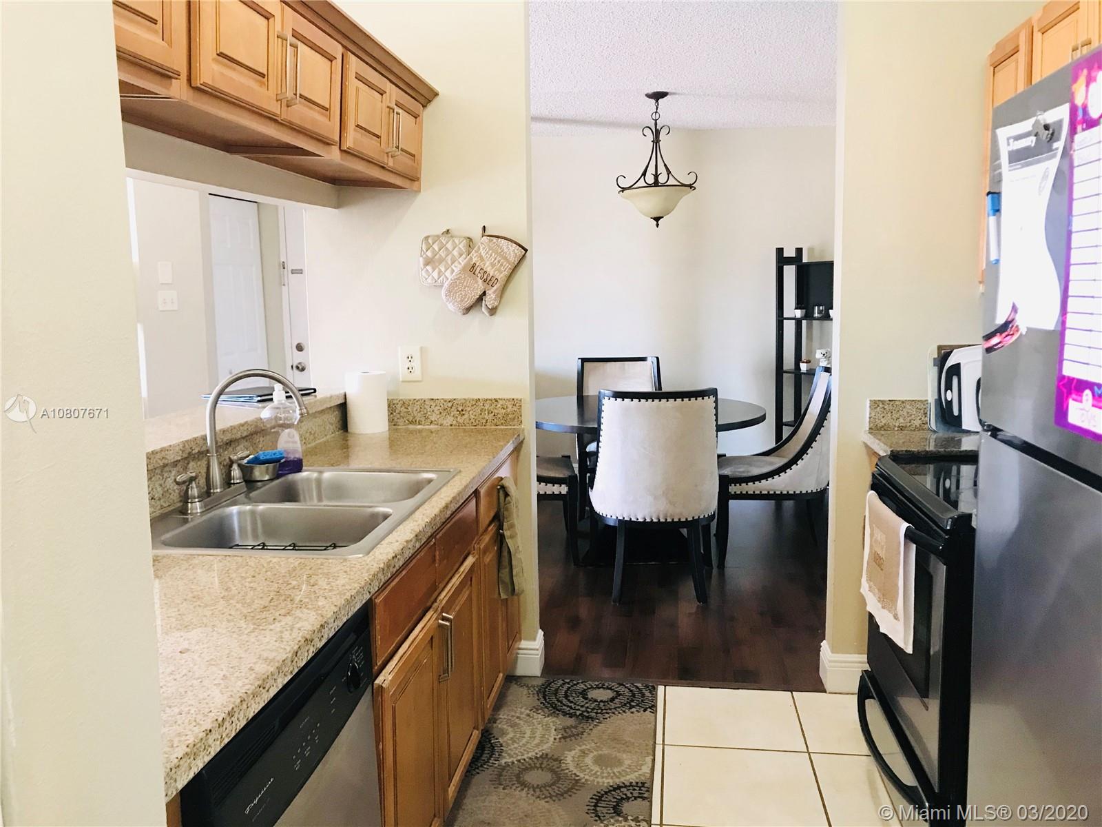 ROYAL PALM PLACE - Residential