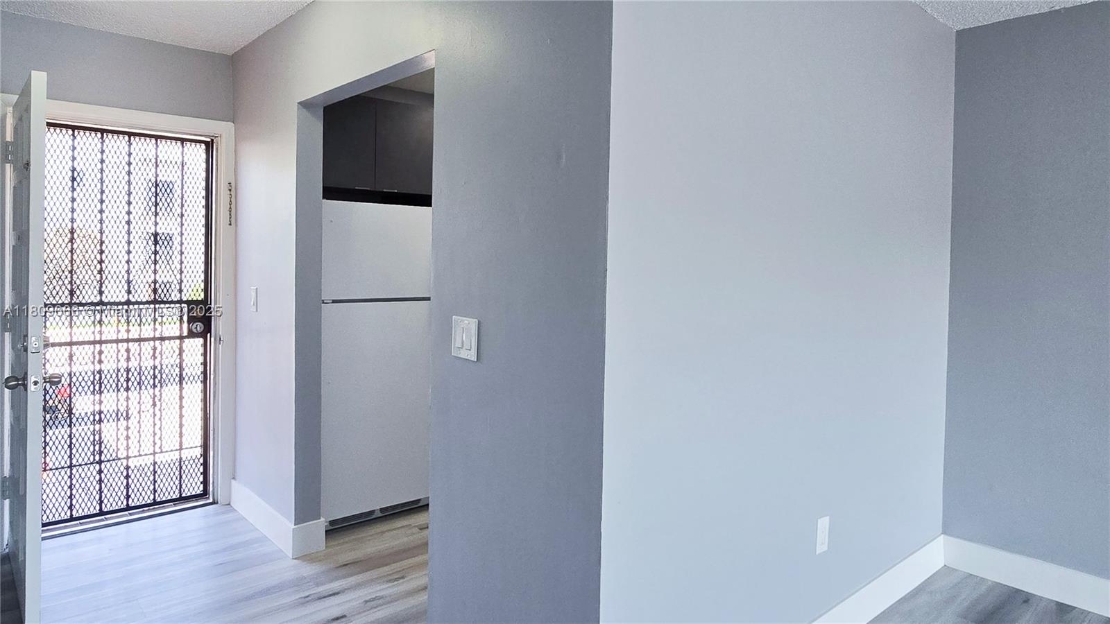 45 W 23rd St 8