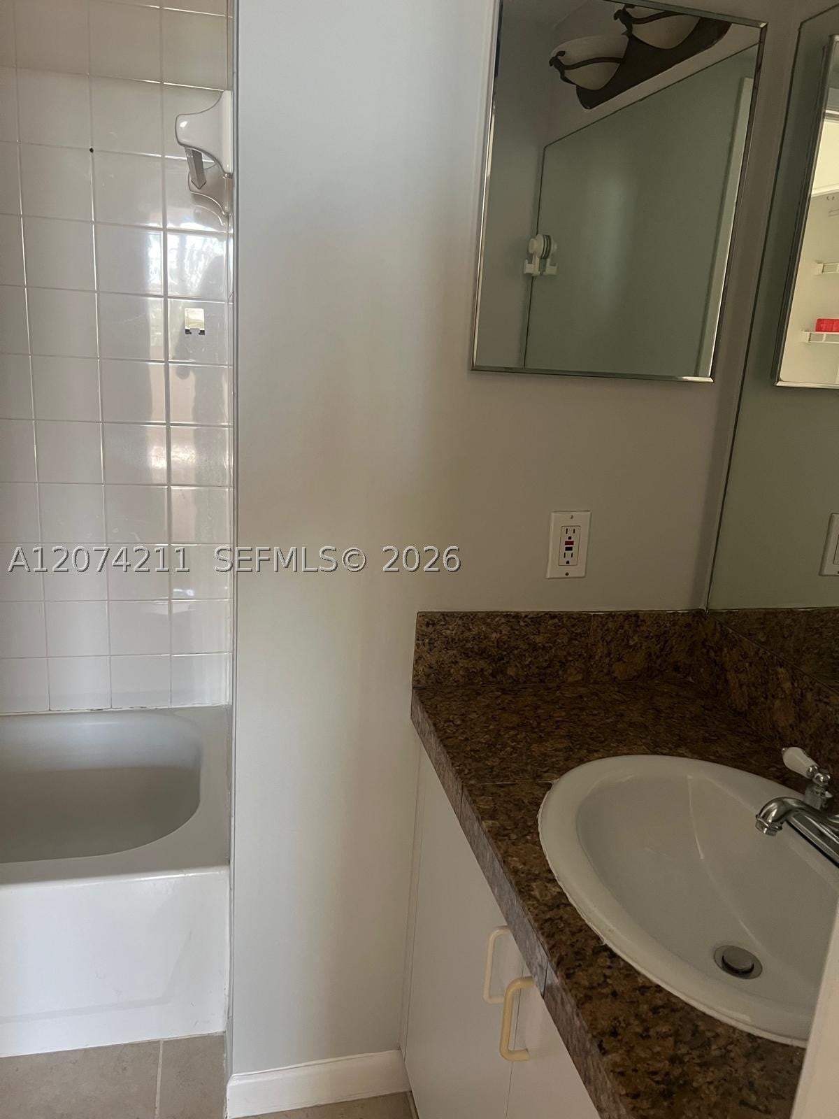 19601 E Country Club Dr 7603