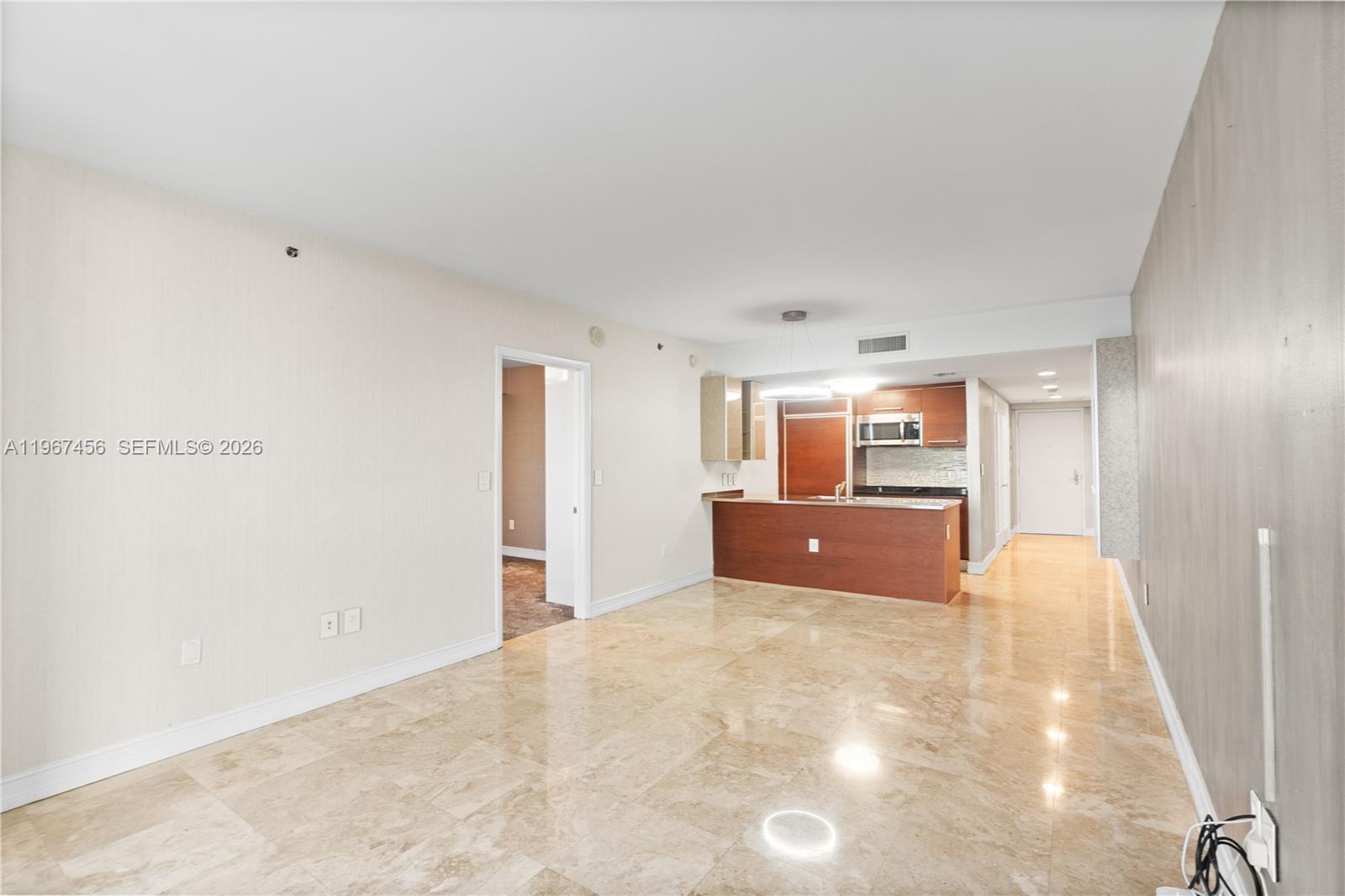 BEACH CLUB CONDO - Residential