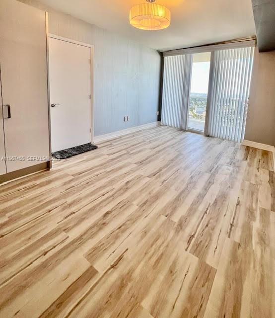 BEACH CLUB CONDO - Residential