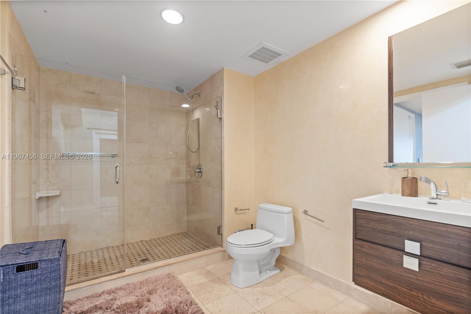 BEACH CLUB CONDO - Residential