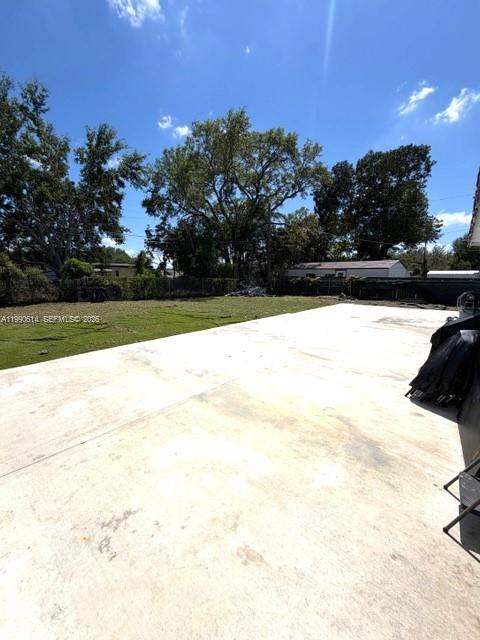 BUNCHE PARK - Residential