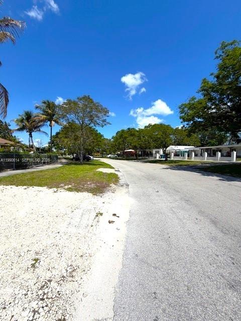 BUNCHE PARK - Residential