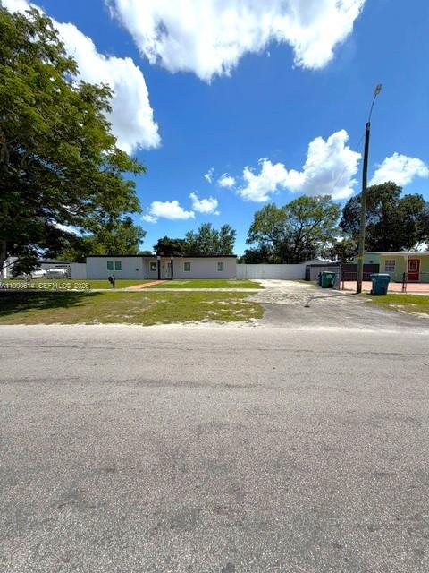 BUNCHE PARK - Residential