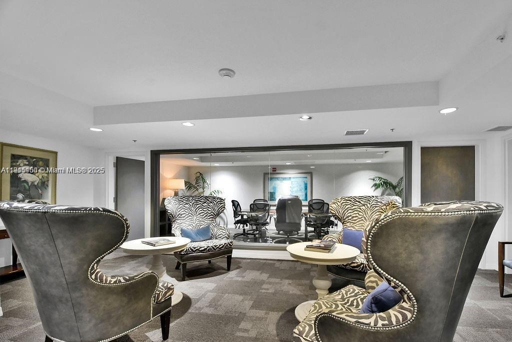 THE MARK ON BRICKELL COND - Residential