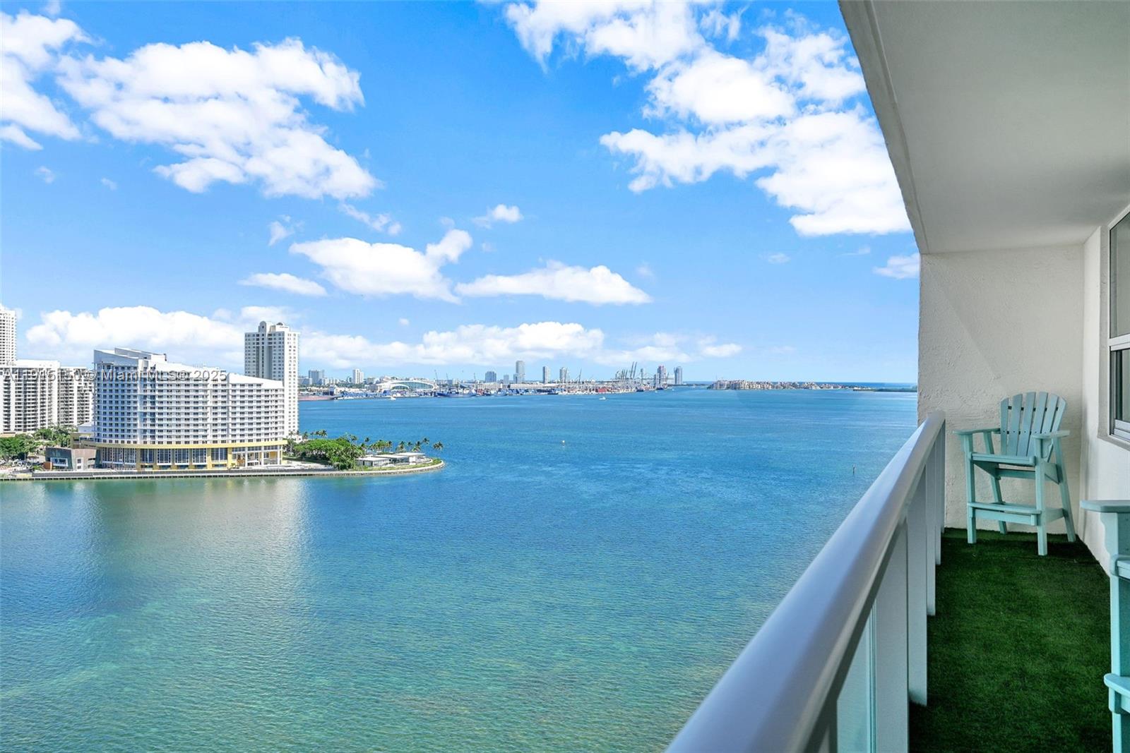 THE MARK ON BRICKELL COND - Residential