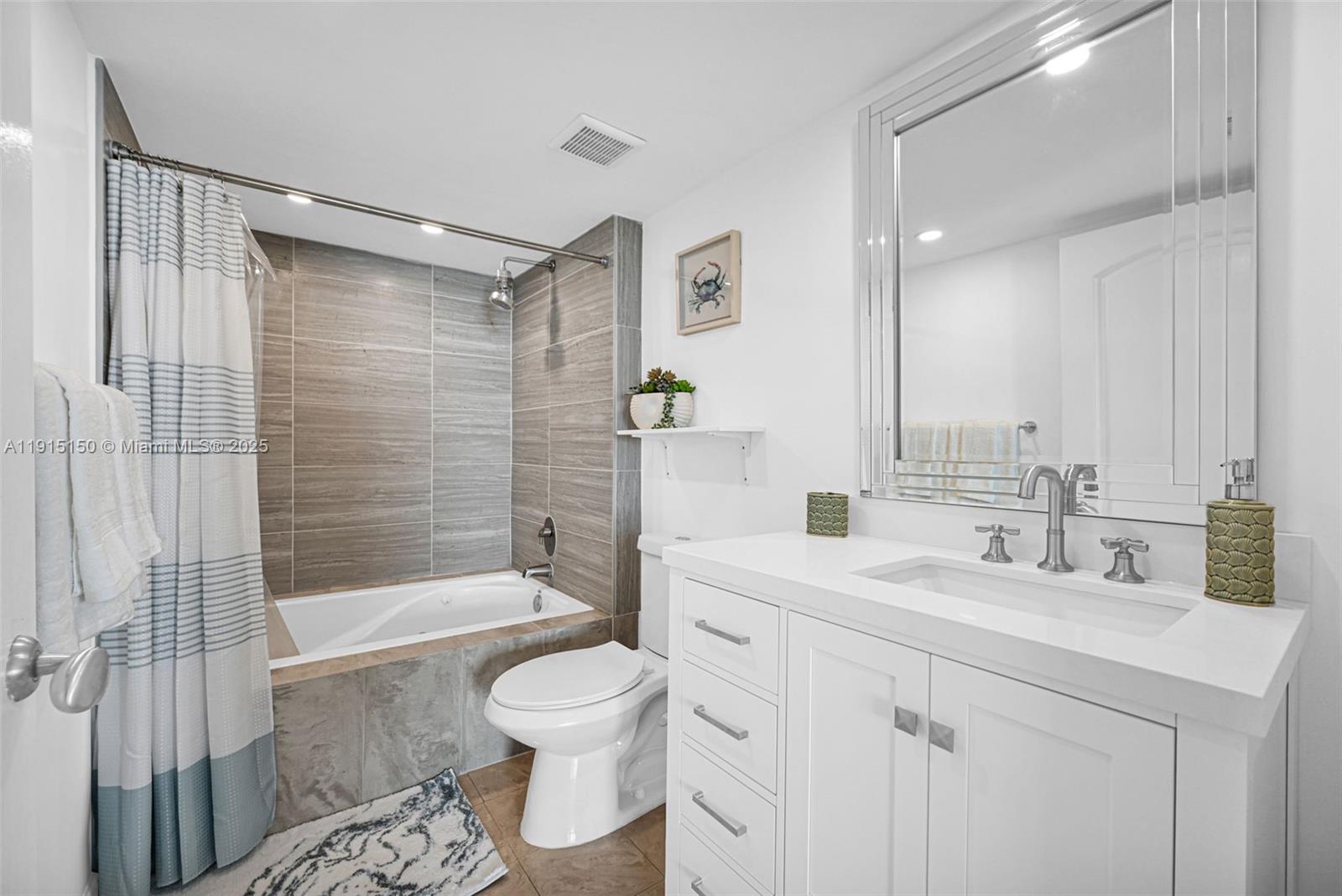 THE MARK ON BRICKELL COND - Residential