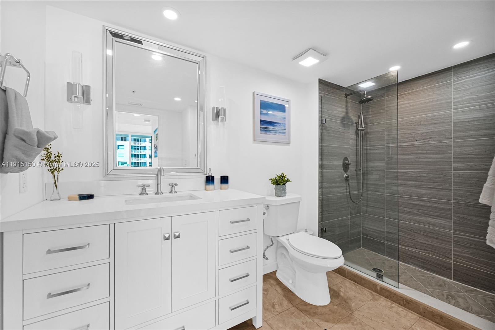 THE MARK ON BRICKELL COND - Residential