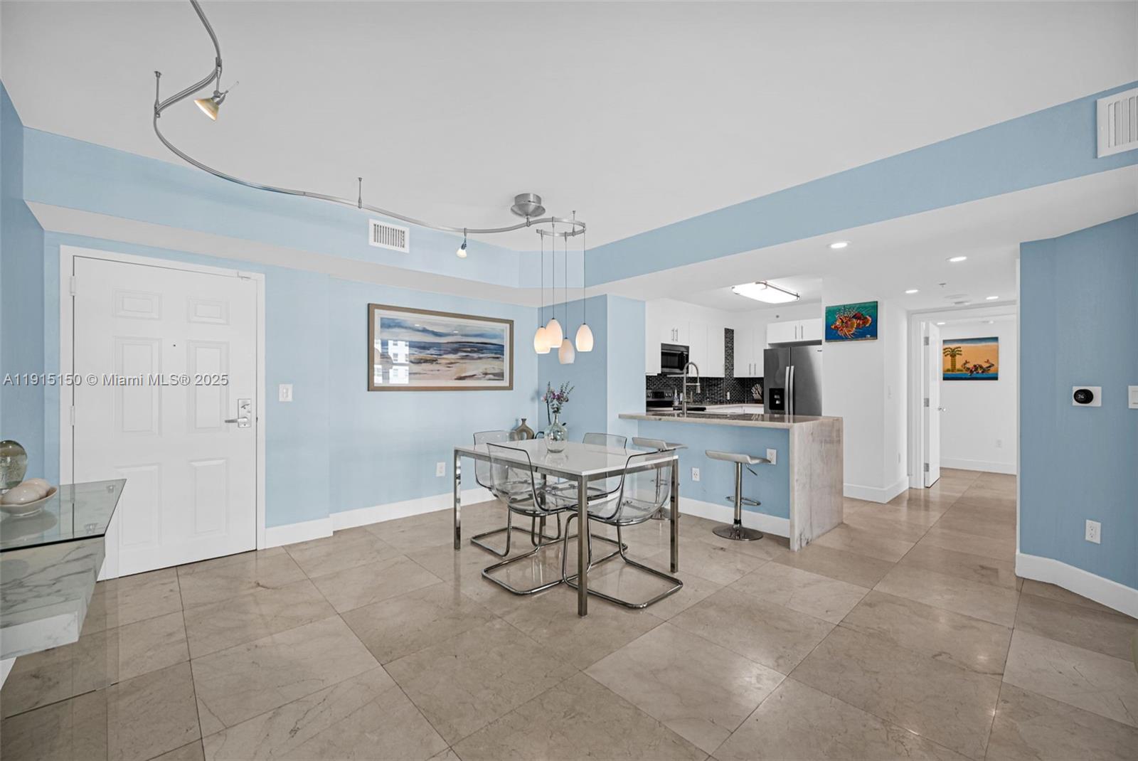 THE MARK ON BRICKELL COND - Residential