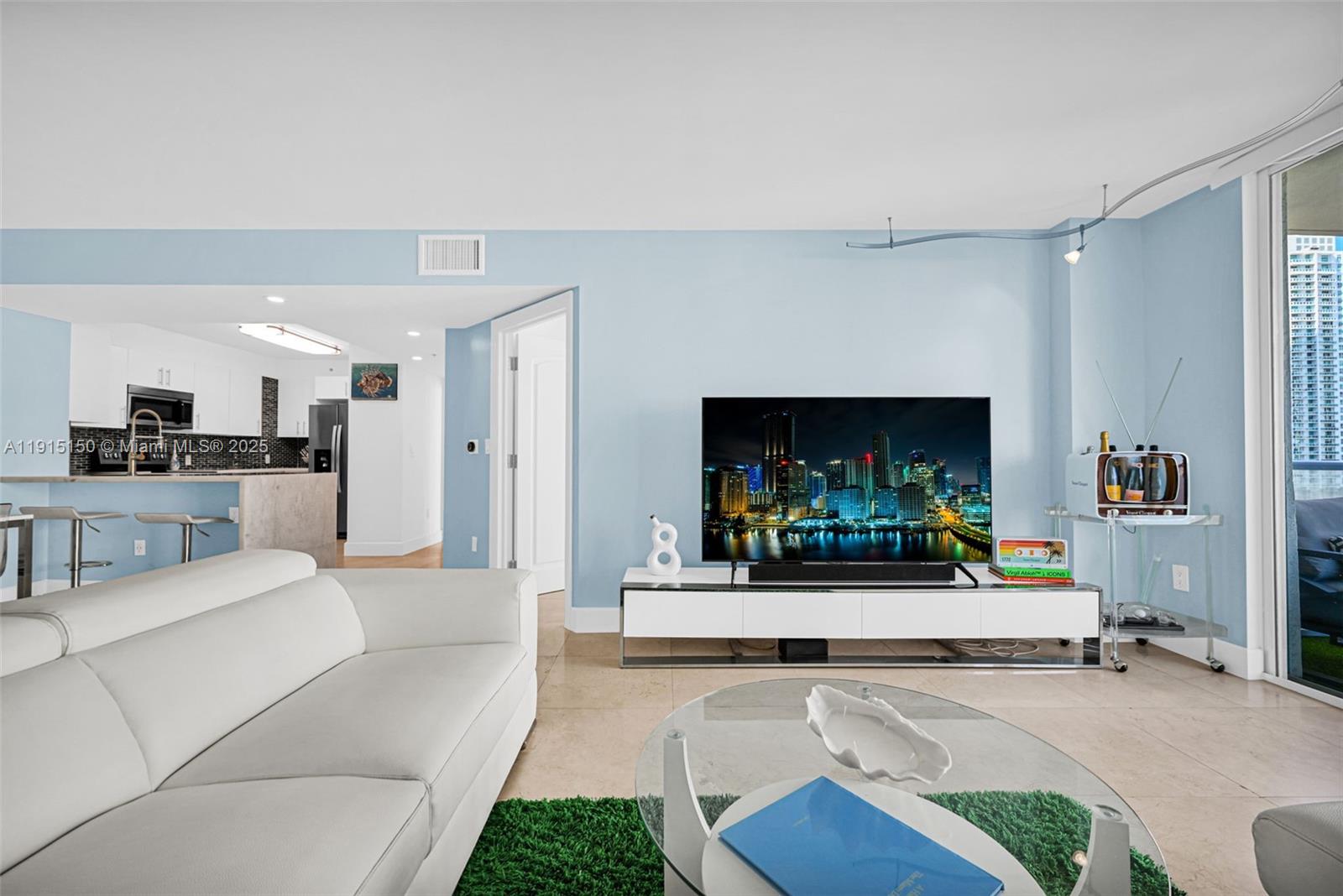 THE MARK ON BRICKELL COND - Residential