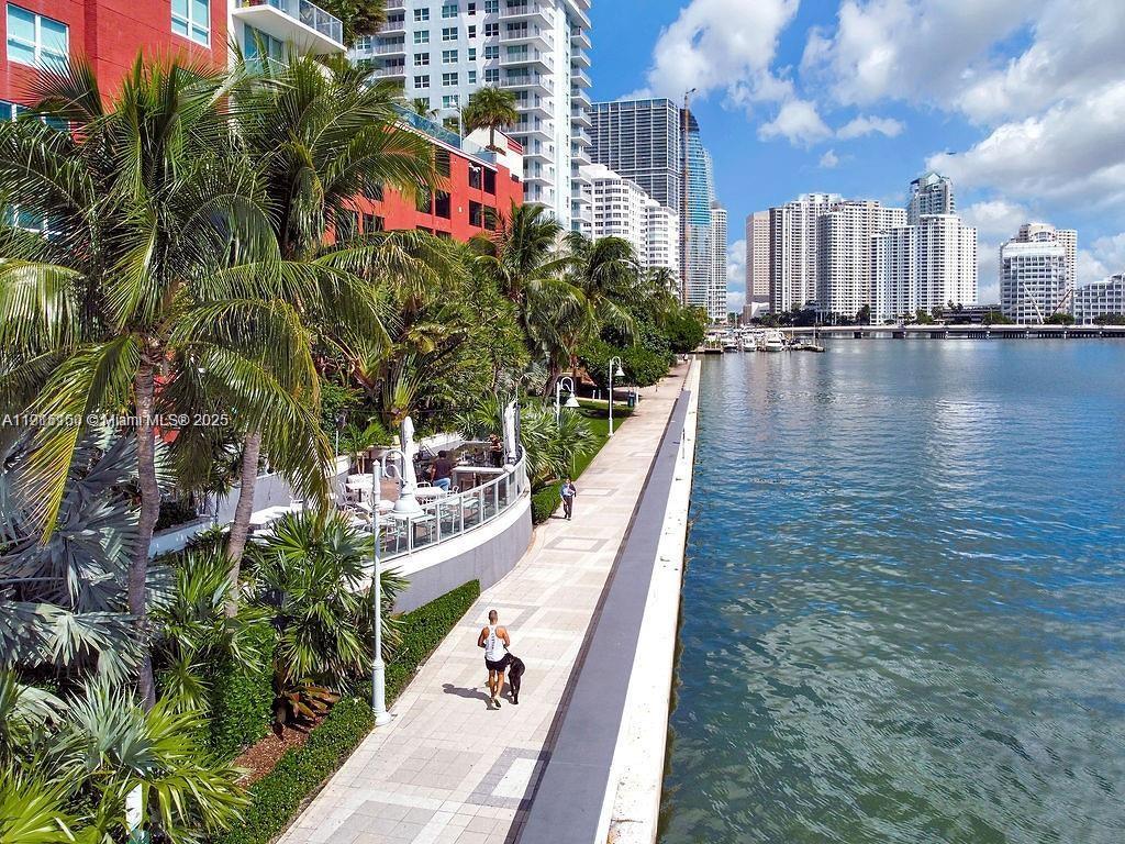 THE MARK ON BRICKELL COND - Residential
