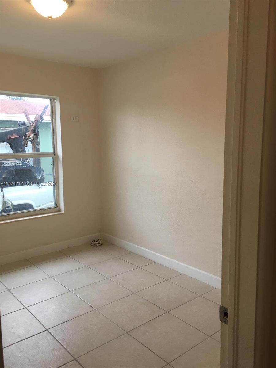 WESTLAWN-CORRECTED PLAT - Residential Income