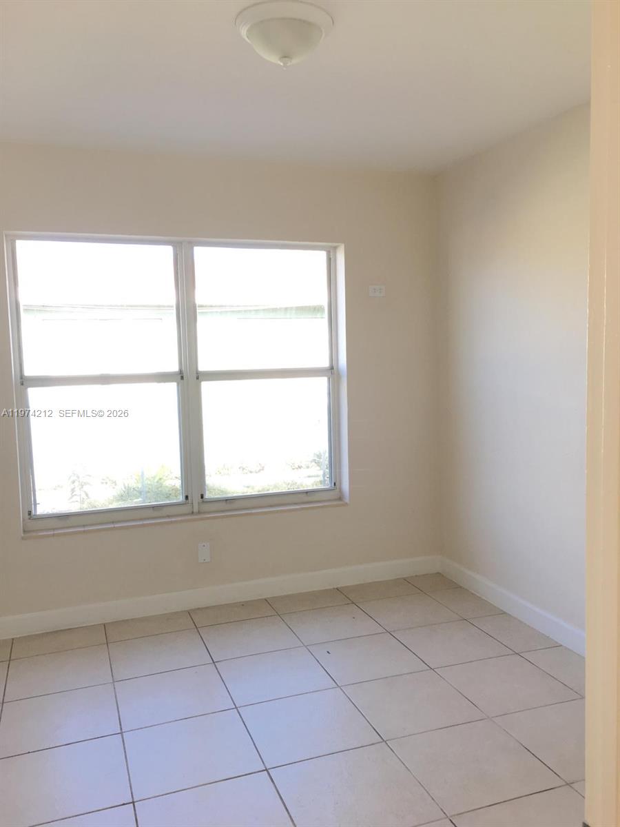 WESTLAWN-CORRECTED PLAT - Residential Income