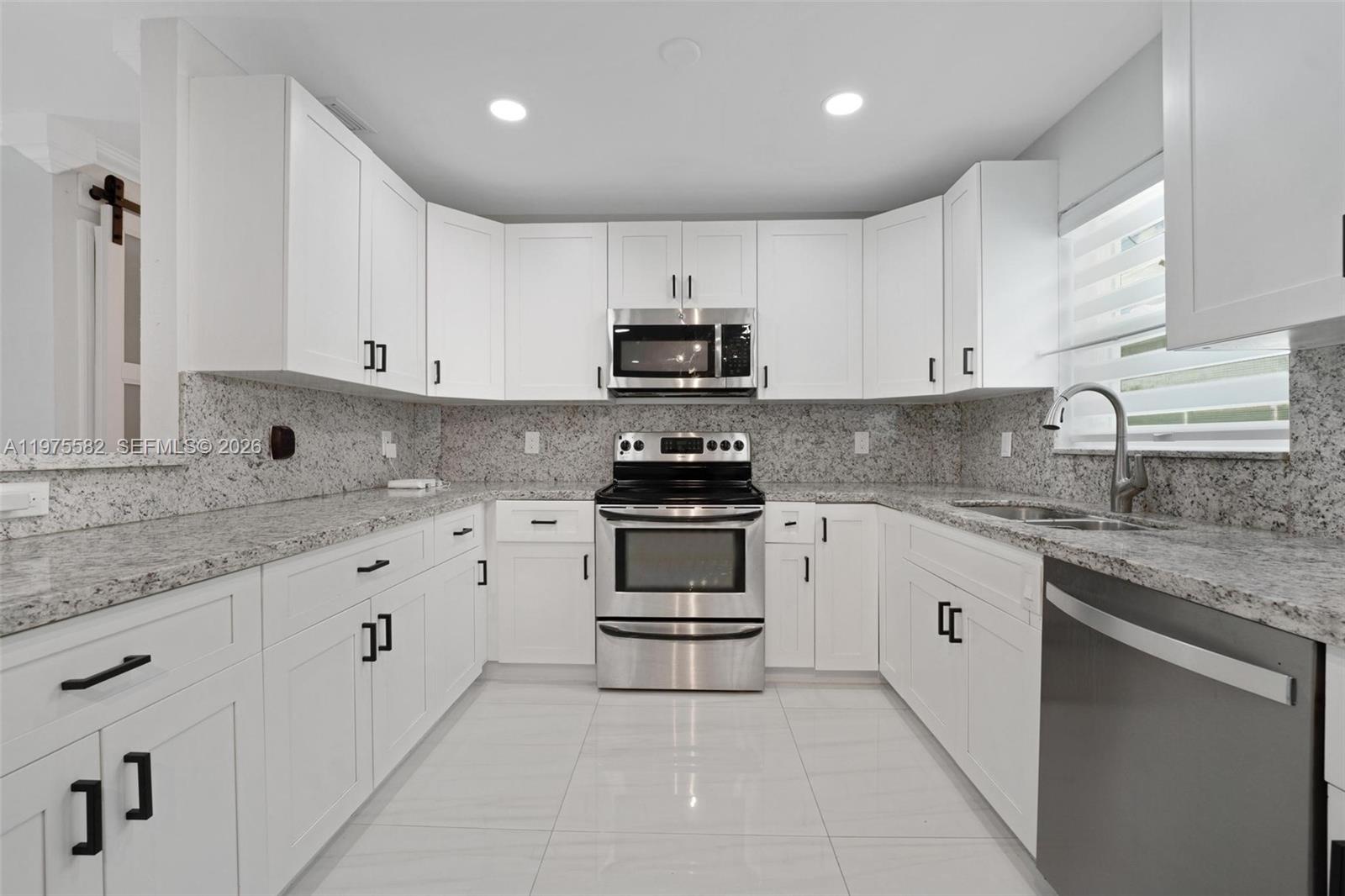 CORAL MANOR FOURTH ADD - Residential