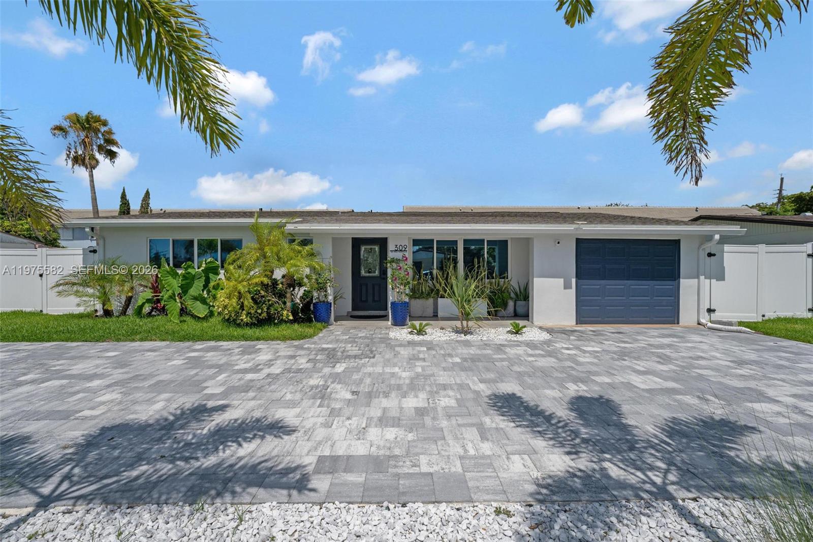 CORAL MANOR FOURTH ADD - Residential