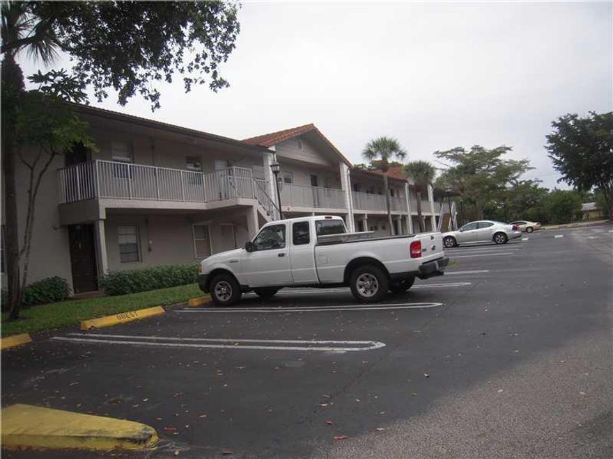 First floor unit SUPER clean with tile flooring and Pool/ Garden view . Waher and Dryer,  freshly painted, with plenty of space and no neighbors to the rear. Community has a pool and clubhouse within walking distance of your unit. Do not miss the chance t o live in this community. Unit can also be leased and is a great value with multiple shopping plazas and parks nearby. Is a MUST SEE!!!!!