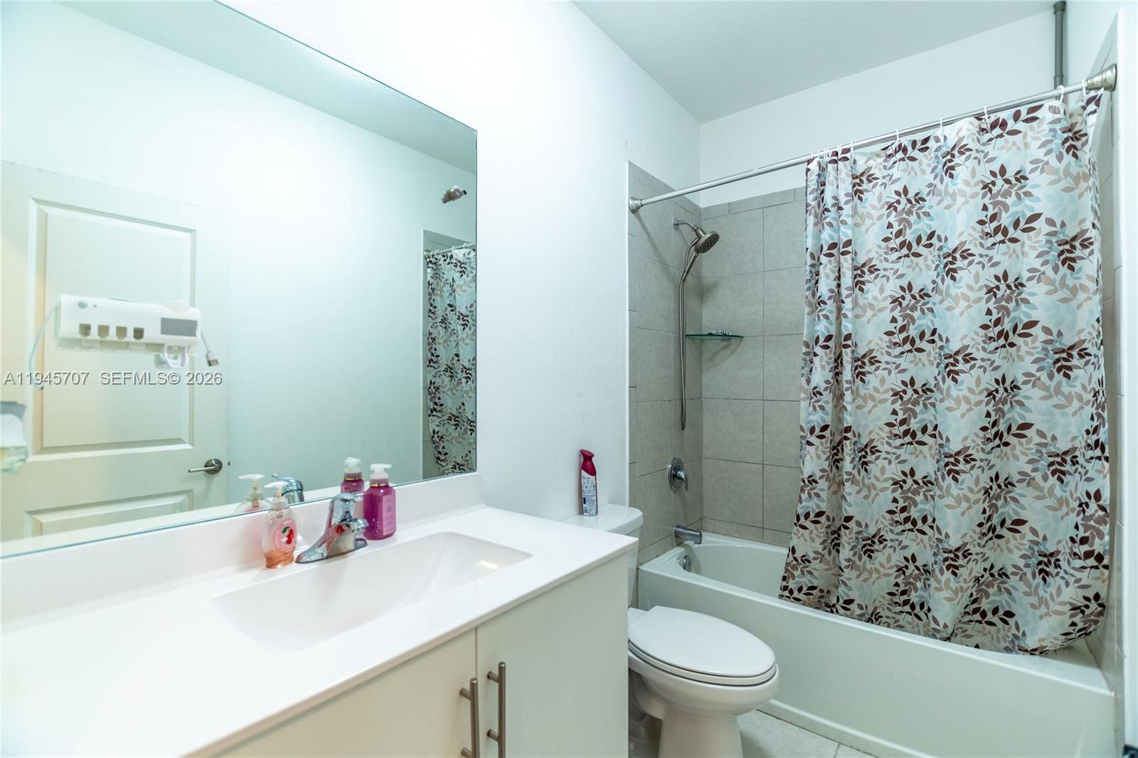 SILVER PALM RESIDENTIAL H - Residential