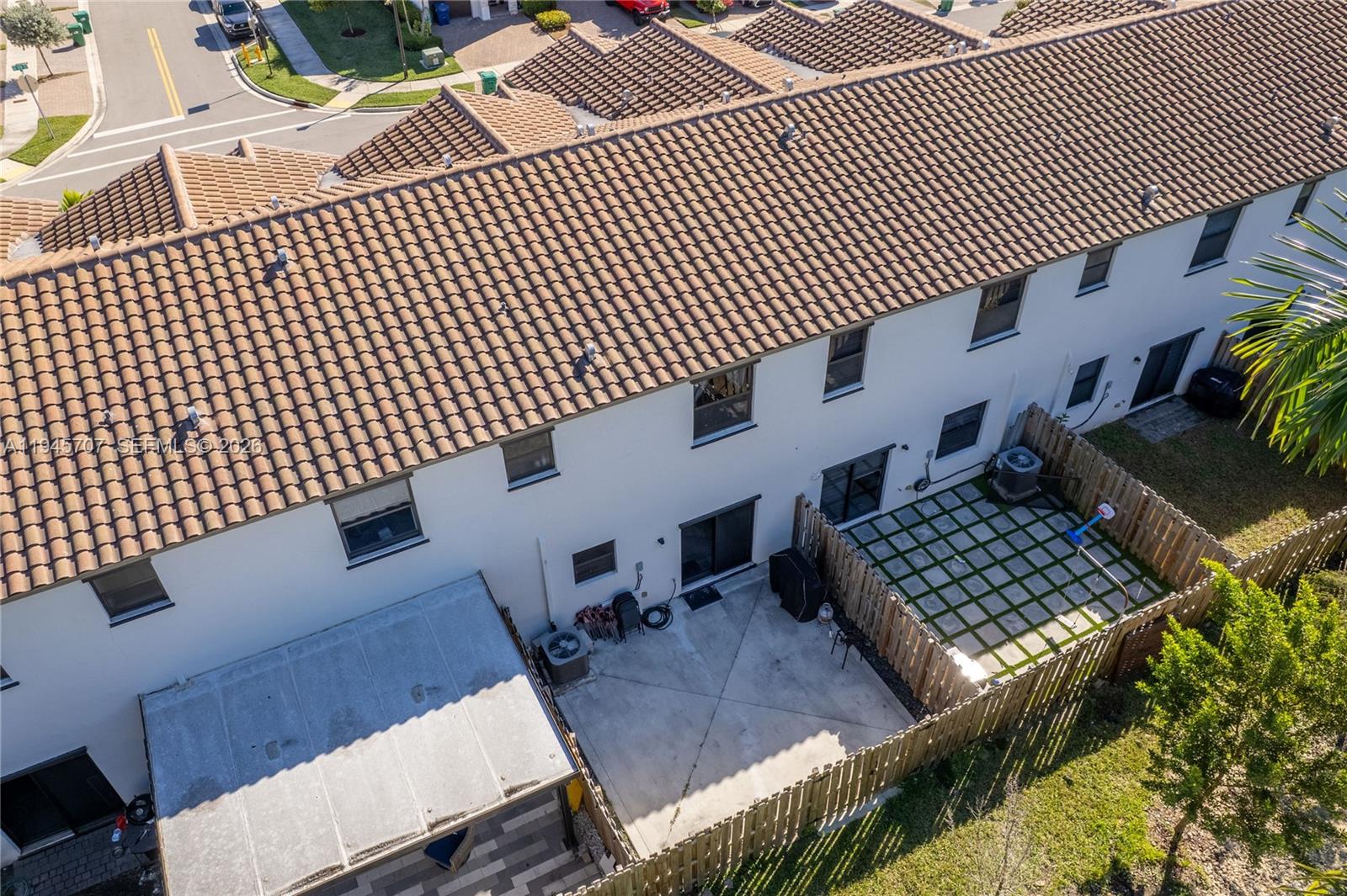 SILVER PALM RESIDENTIAL H - Residential