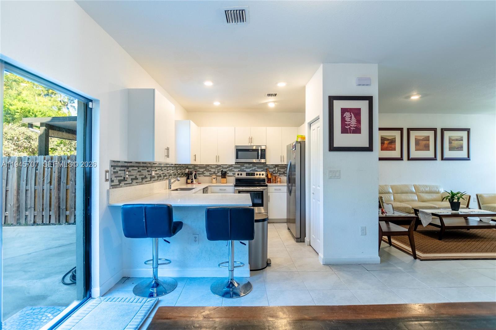 SILVER PALM RESIDENTIAL H - Residential