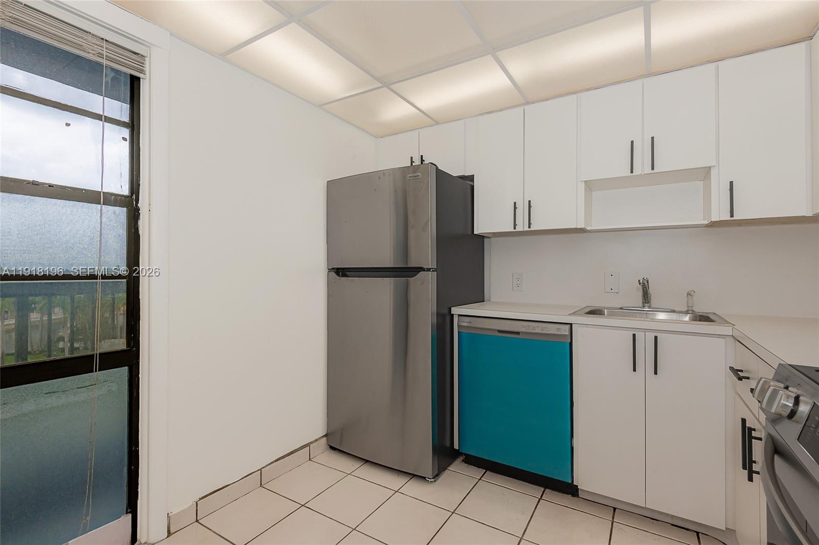 BISCAYA III CONDO - Residential