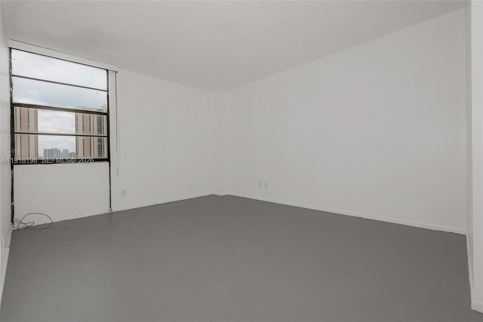 BISCAYA III CONDO - Residential