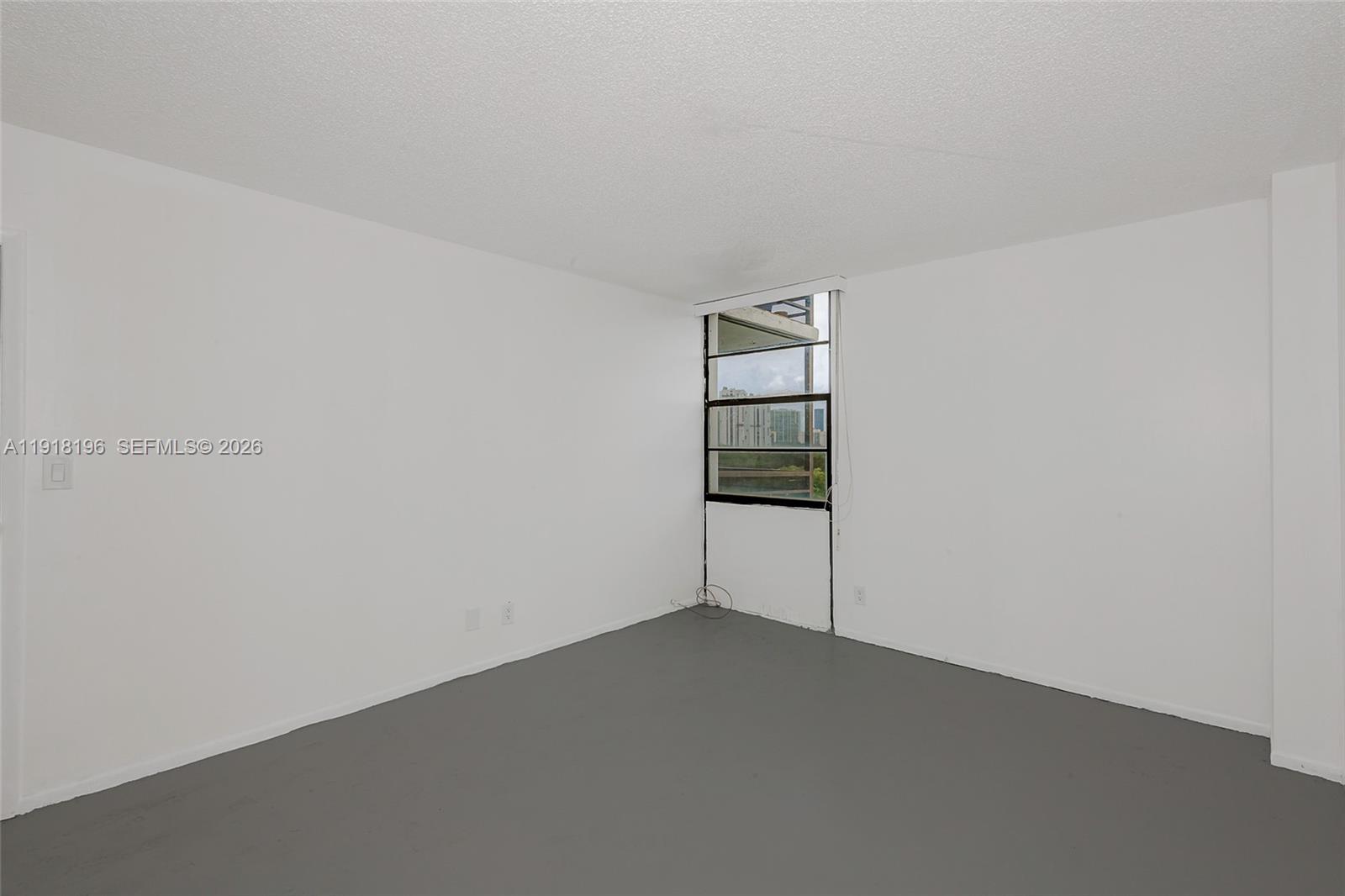 BISCAYA III CONDO - Residential