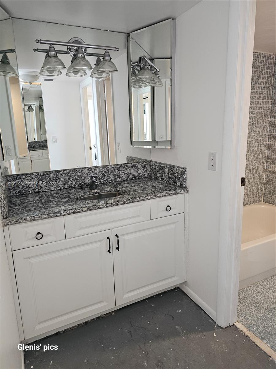 BISCAYA III CONDO - Residential