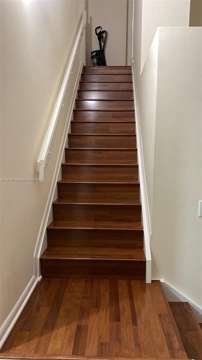 SHERBROOKE - Residential Lease