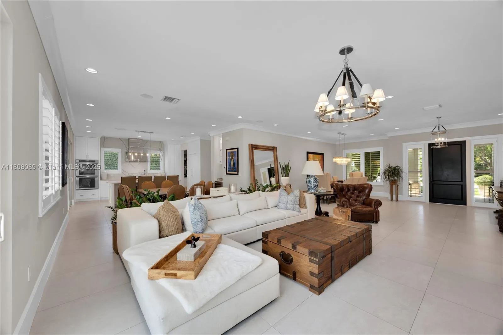 Pinecrest, Florida 33156, United States, 5 Bedrooms Bedrooms, ,4 BathroomsBathrooms,Residential,Active,135638