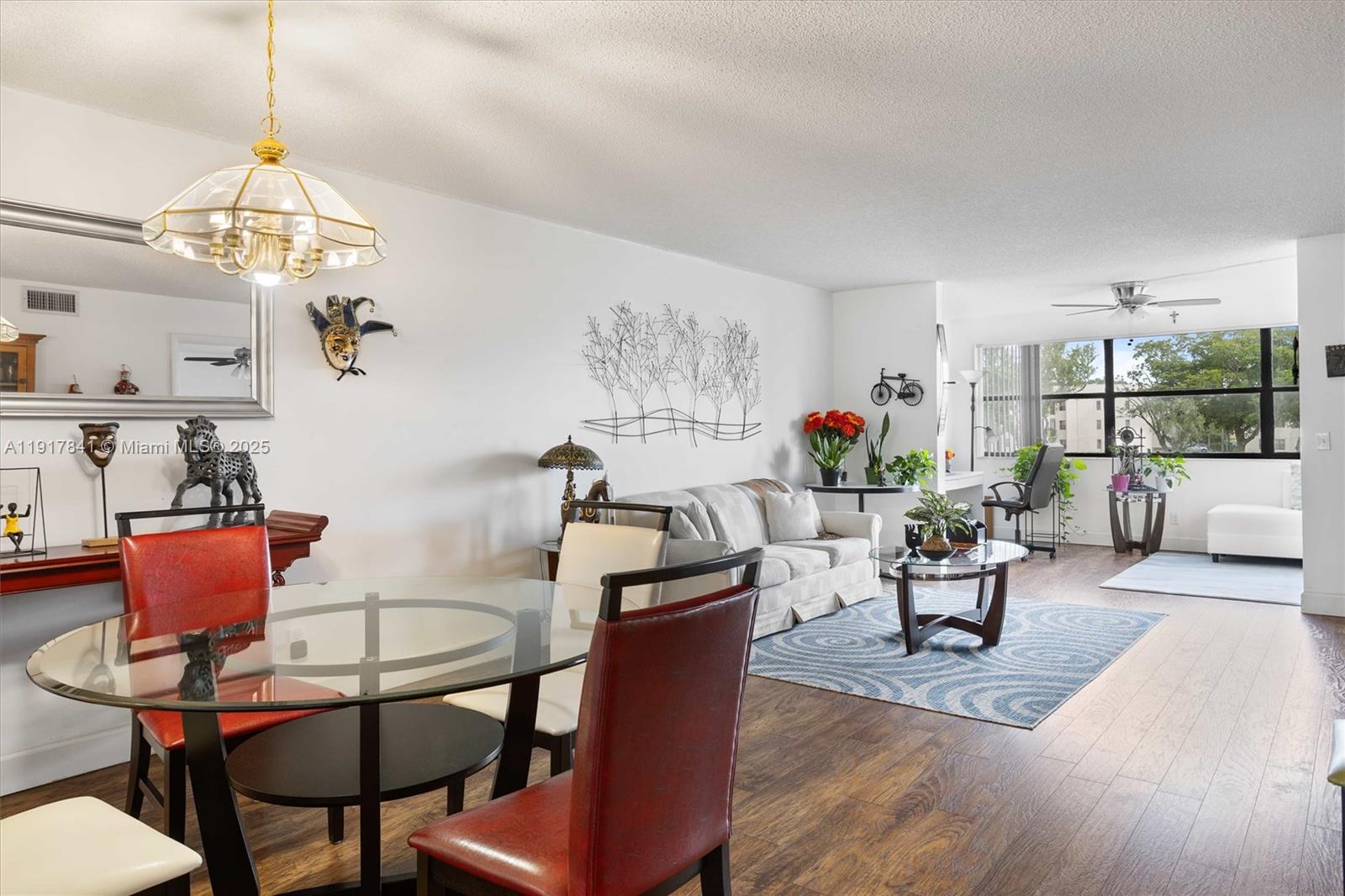 SUNRISE LAKES 158 CONDO - Residential